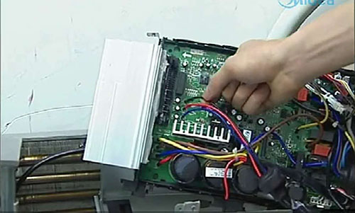 利津美的空调电话是多少